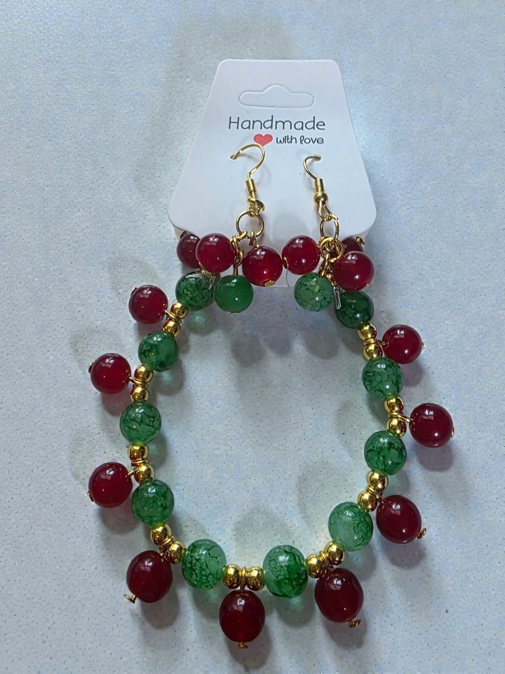 Holiday Red Green Holly Berry Beaded Jewelry Set NWT